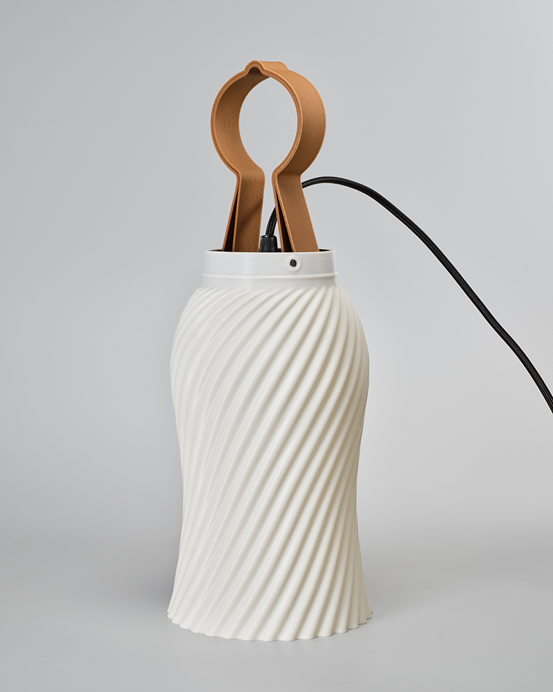Svelt - Table or hanging lamp with removable handle