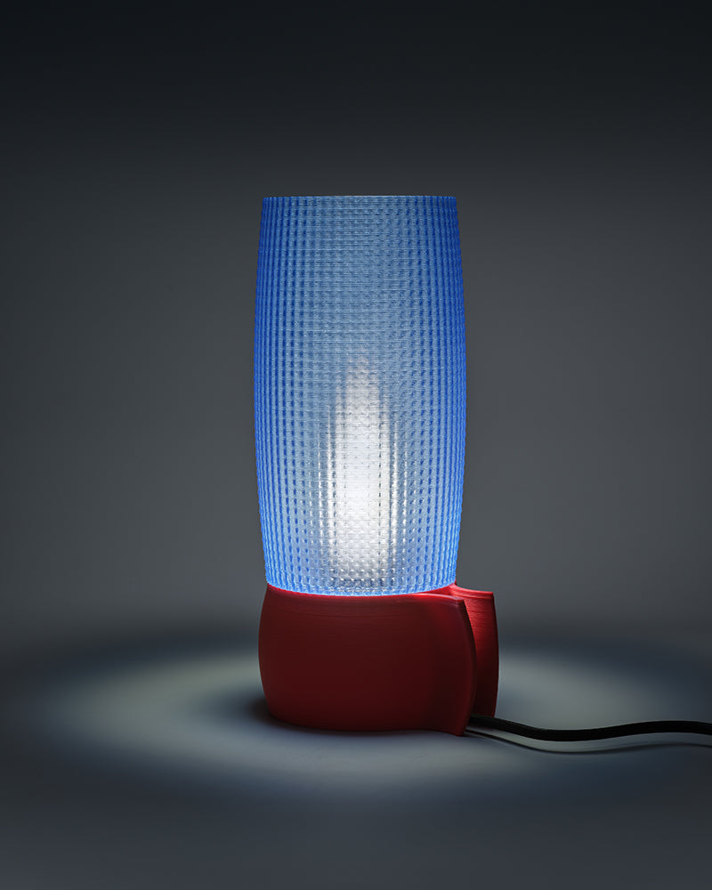Tvik - Table lamp - Red w/Blue Shade